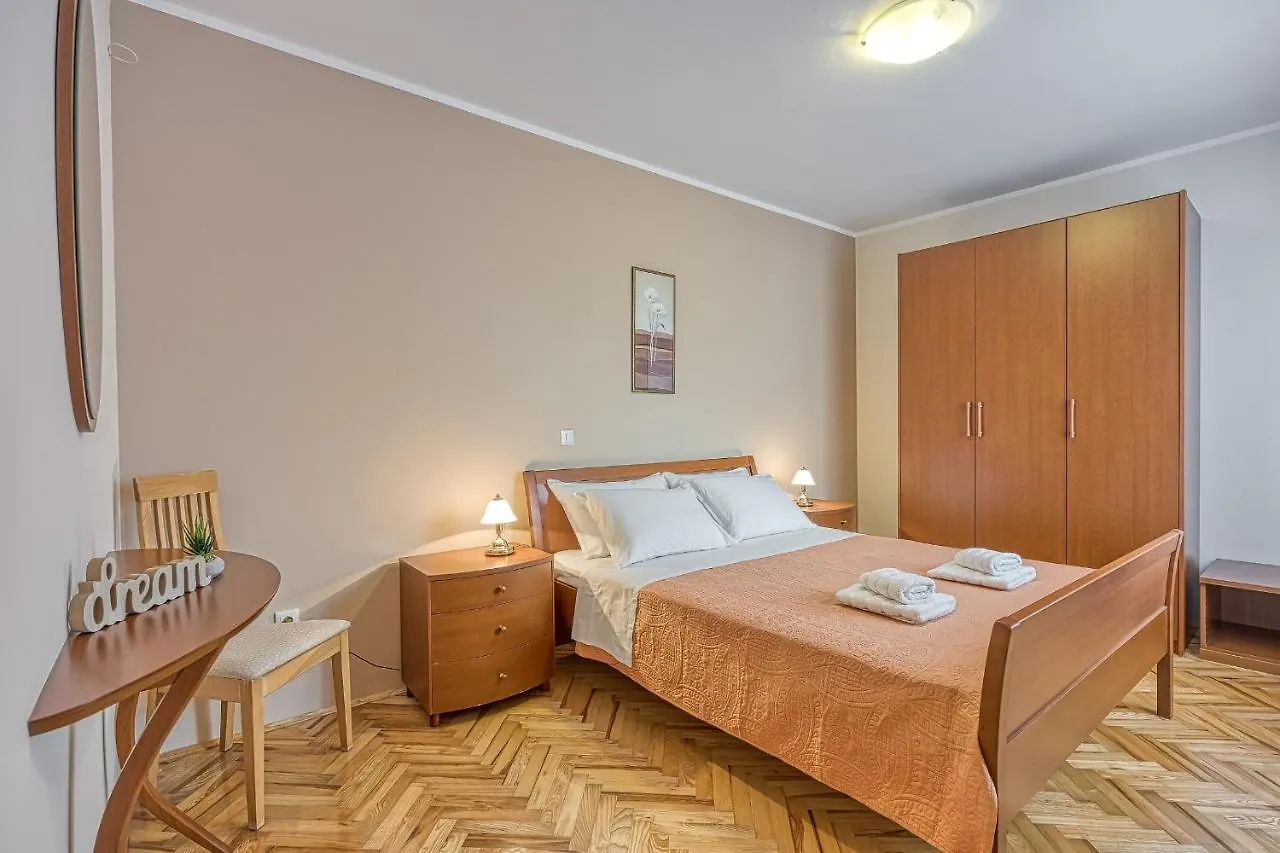 Apartments Lori Rovinj